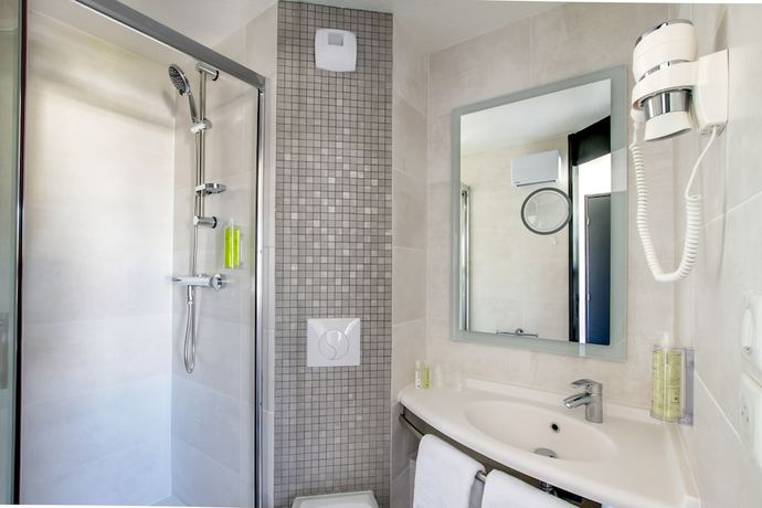 Imagen de la habitación del Hotel Brit Reims la Neuvillette. Foto 10