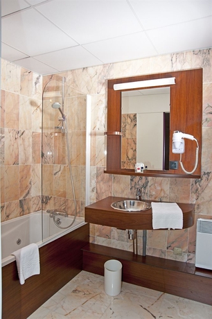 Imagen de la habitación del Hotel Brit Rennes - Le Castel. Foto 9