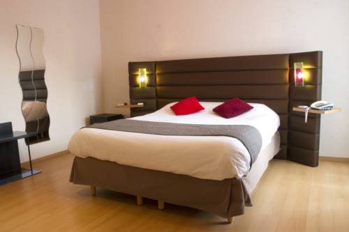 Imagen de la habitación del Hotel Brit Roanne - Le Grand. Foto 11