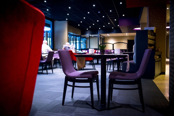 Imagen del bar/restaurante del Hotel Brit Saint Brieuc. Foto 4