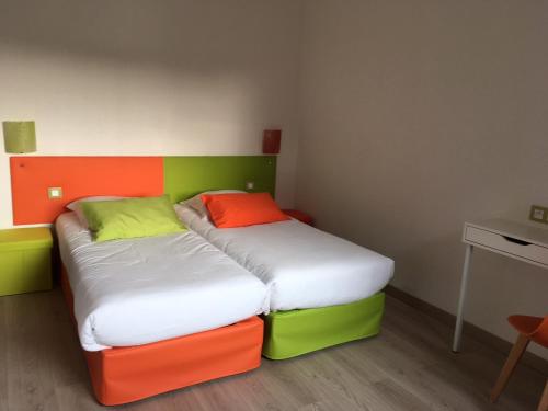 Imagen de la habitación del Hotel Brit Salon De Provence. Foto 2