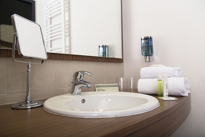 Imagen de la habitación del Hotel Brit Toulouse Colomiers - L'esplanade. Foto 12