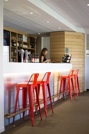 Imagen del bar/restaurante del Hotel Brit Toulouse Colomiers - L'esplanade. Foto 4