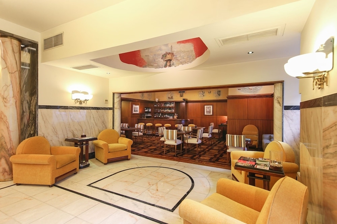 Imagen del bar/restaurante del Hotel Britania Art Deco, A Lisbon Heritage Collection. Foto 4