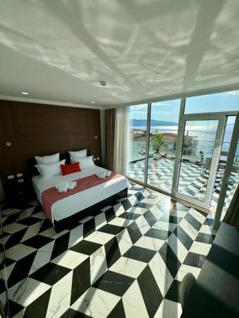 Imagen de la habitación del Hotel Britania. Foto 11