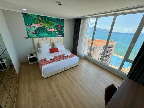 Imagen de la habitación del Hotel Britania. Foto 17