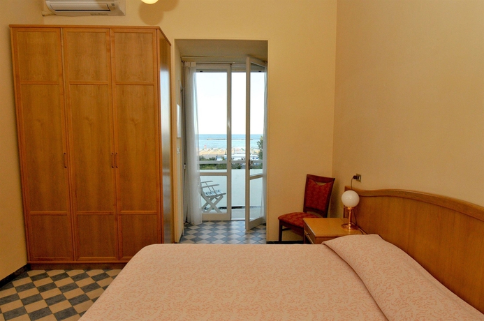 Imagen de la habitación del Hotel Britannia, Cesenatico. Foto 2