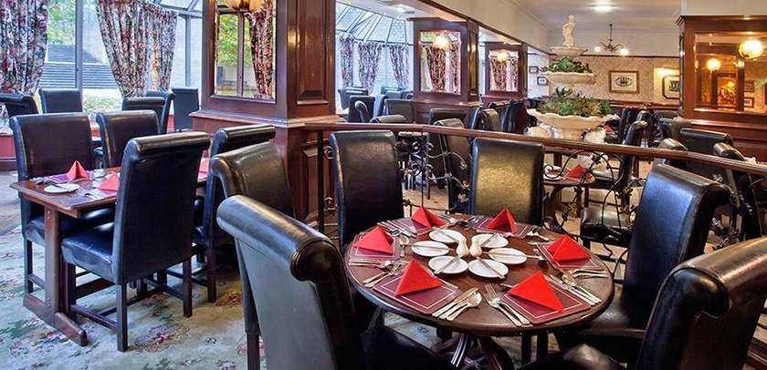 Imagen del bar/restaurante del Hotel Britannia Coventry. Foto 2