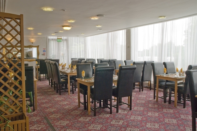 Imagen del bar/restaurante del Hotel Britannia Coventry Hill. Foto 3