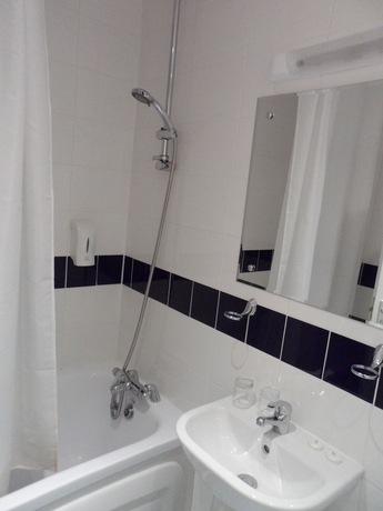 Imagen de la habitación del Hotel Britannia Edinburgh. Foto 11