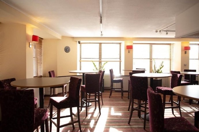 Imagen del bar/restaurante del Hotel Britannia Inn Glasgow. Foto 5