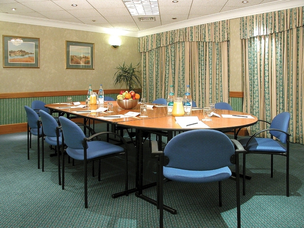 Imagen de los interiores del Hotel Britannia Newcastle Airport. Foto 14