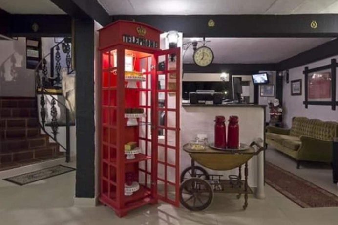 Imagen de los interiores del Hotel Britannia, Penedo. Foto 16