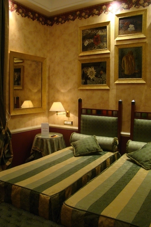 Imagen de la habitación del Hotel Britannia, Rimini. Foto 18