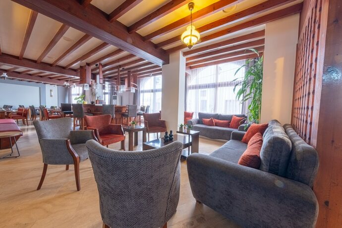 Imagen general del Hotel British. Foto 16