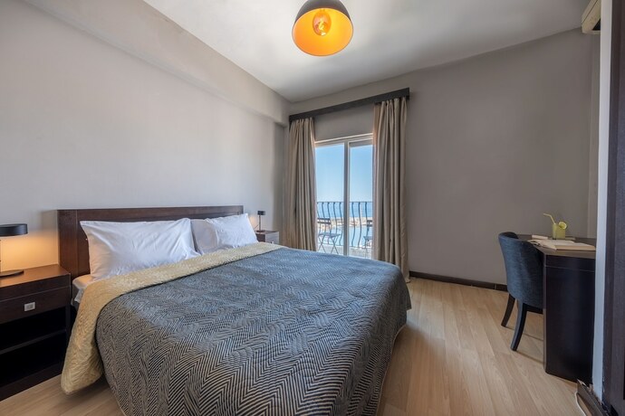 Imagen de la habitación del Hotel British. Foto 20