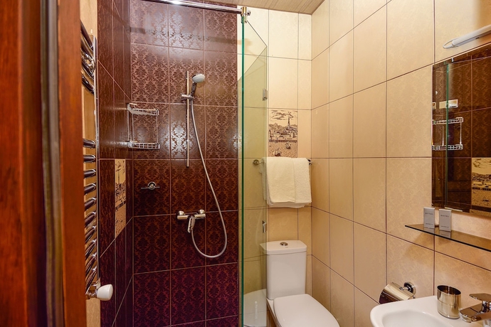 Imagen de la habitación del Hotel British House. Foto 4