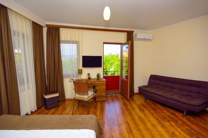 Imagen de la habitación del Hotel British House. Foto 6