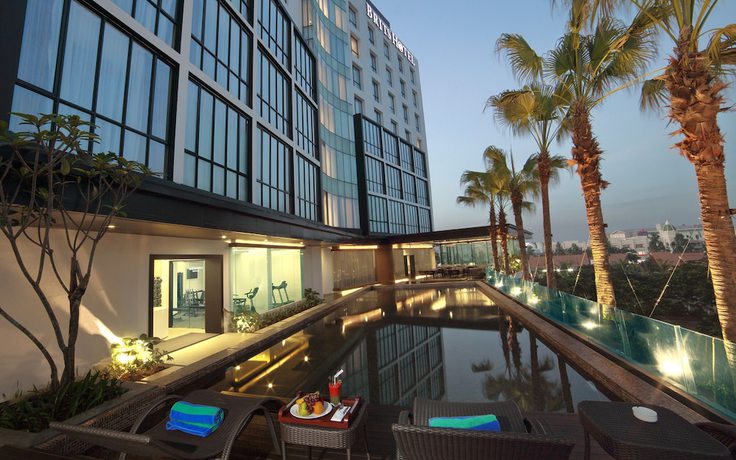 Imagen de la piscina del Hotel Brits Karawang. Foto 19