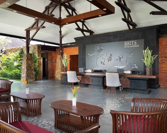 Imagen de los interiores del Hotel Brits Resort Lovina. Foto 14