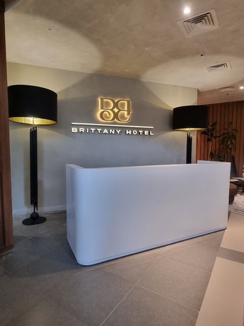 Imagen de los interiores del Hotel Brittany Bgc. Foto 15