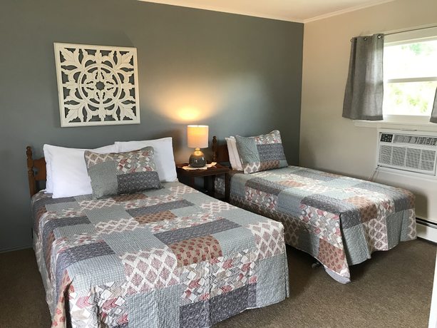 Imagen de la habitación del Hotel Brittany Motel. Foto 10
