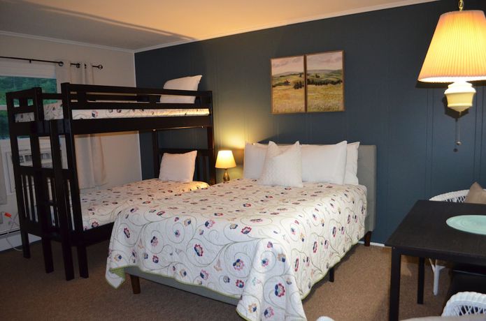 Imagen de la habitación del Hotel Brittany Motel. Foto 14