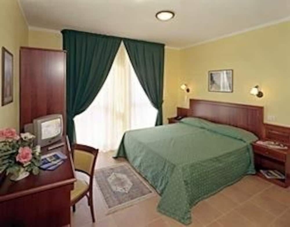 Imagen de la habitación del Hotel Brixellum. Foto 12
