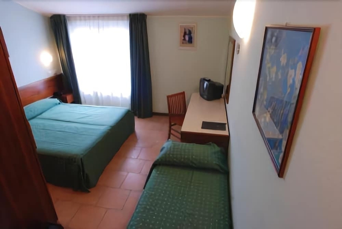 Imagen de la habitación del Hotel Brixellum. Foto 13