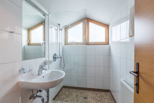 Imagen de la habitación del Hotel Brixentalerhof. Foto 7