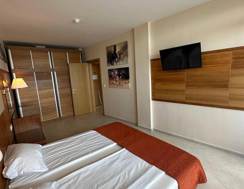 Imagen general del Hotel Briz Beach Apartments - Section B. Foto 18