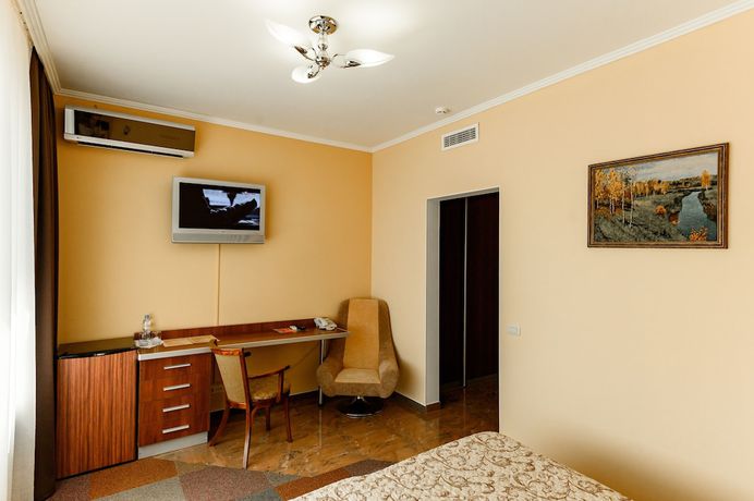 Imagen de la habitación del Hotel Briz, Oremburgo. Foto 4