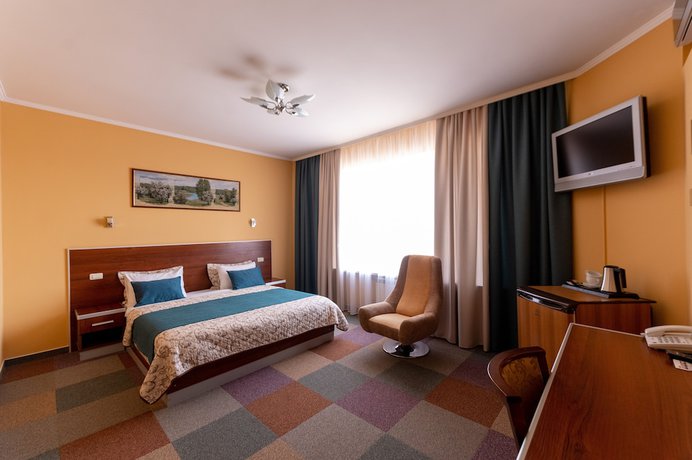 Imagen de la habitación del Hotel Briz, Oremburgo. Foto 13