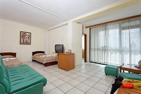 Imagen de la habitación del Hotel Briz, Varna Ciudad. Foto 3