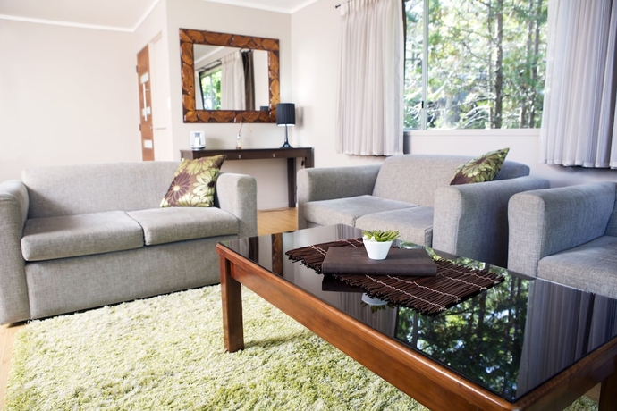 Imagen de la habitación del Hotel Broad Leaf Villas. Foto 13