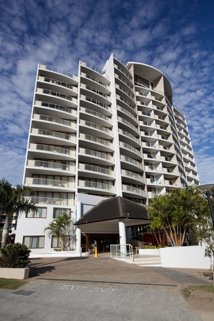 Imagen general del Hotel Broadbeach Savannah Resort. Foto 1