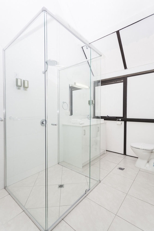 Imagen de la habitación del Hotel Broadbeach Travel Inn Apartments. Foto 6