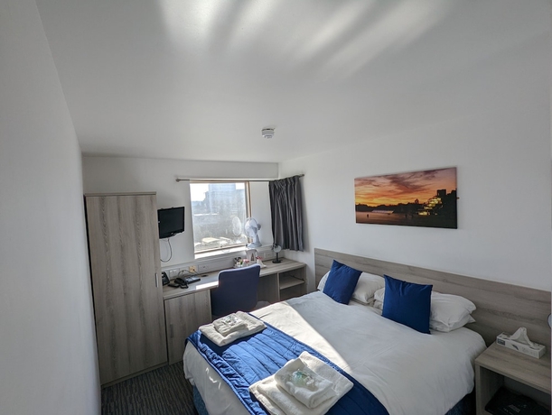 Imagen de la habitación del Hotel Broadview. Foto 4