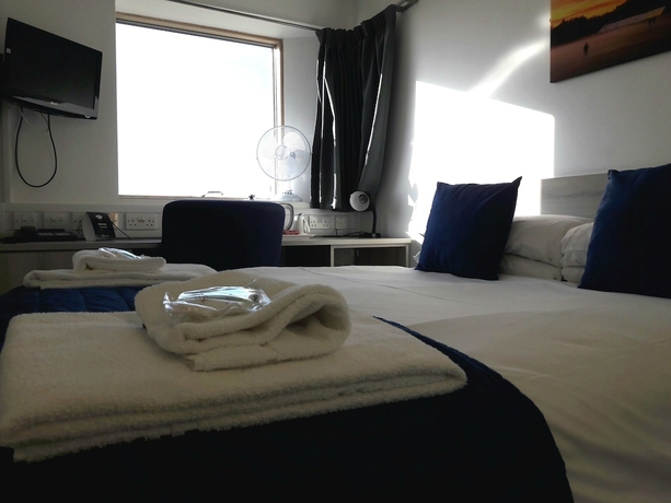 Imagen de la habitación del Hotel Broadview. Foto 13