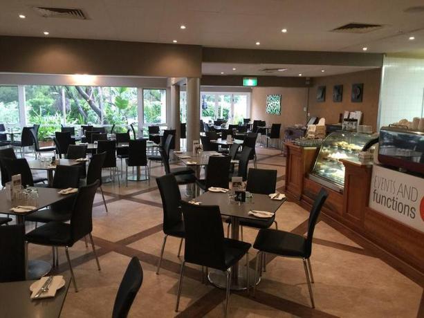 Imagen del bar/restaurante del Hotel Broadwater Resort. Foto 7