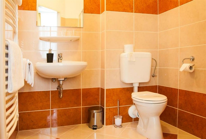 Imagen de la habitación del Hotel Broadway City Guesthouse. Foto 3