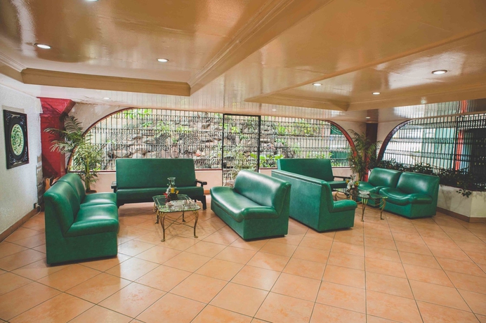 Imagen de los interiores del Hotel Broadway Court Apartelle. Foto 7