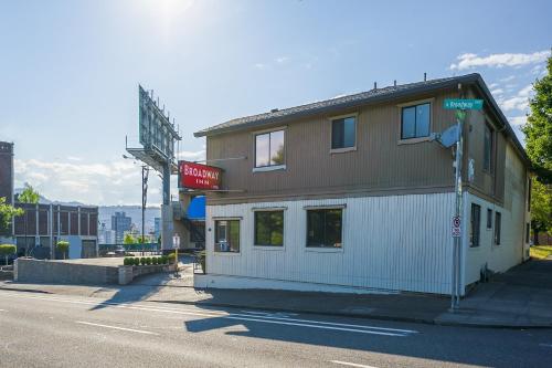Imagen general del Hotel Broadway Inn By Oyo Portland Downtown. Foto 6