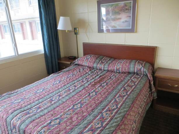 Imagen de la habitación del Hotel Broadway Inn, Council Bluffs. Foto 12