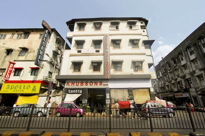 Imagen de los exteriores del Hotel Broadway, Mumbai. Foto 16