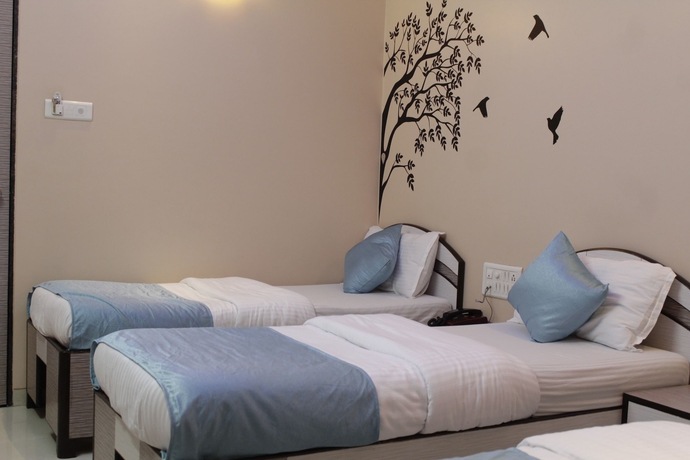 Imagen de la habitación del Hotel Broadway, Mumbai. Foto 11