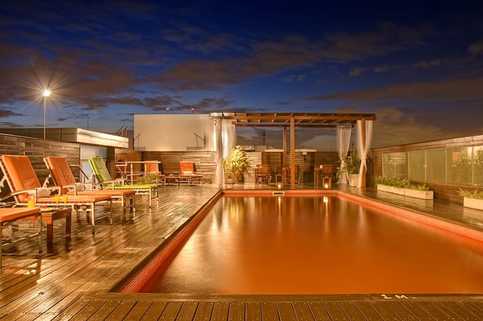 Imagen de la piscina del Hotel Broadway and Suites. Foto 18