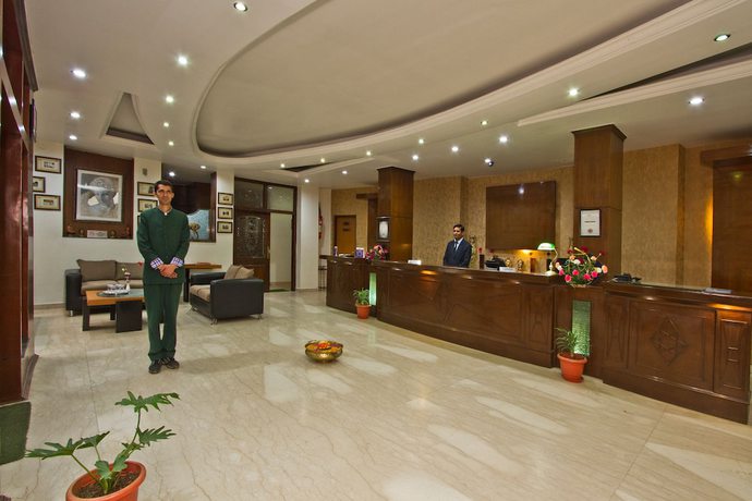 Imagen de los interiores del Hotel Broadways Inn. Foto 18