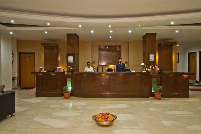Imagen de los interiores del Hotel Broadways Inn. Foto 19