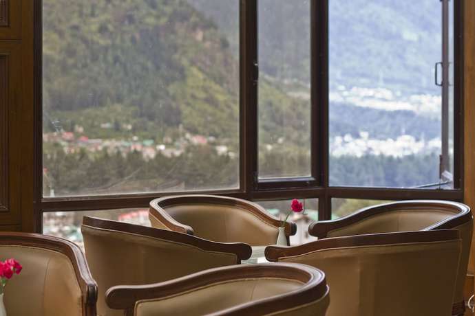 Imagen del bar/restaurante del Hotel Broadways Inn. Foto 2
